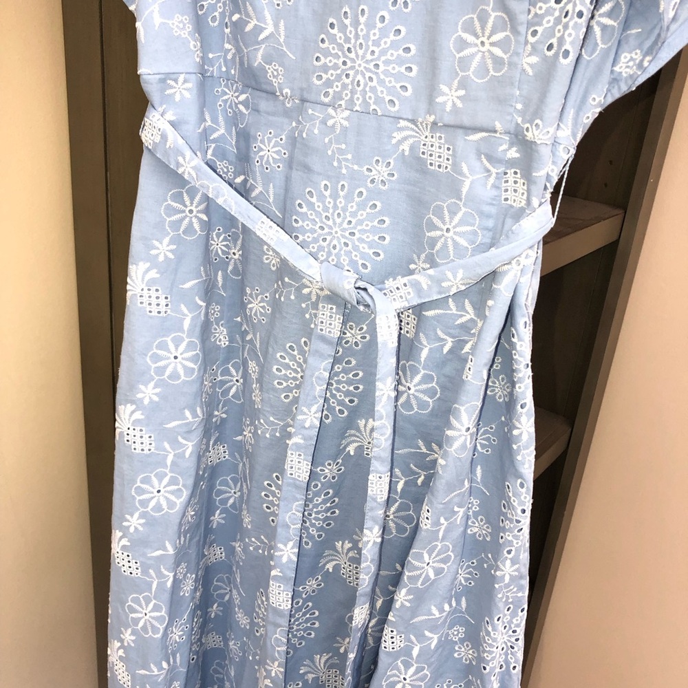 Ann Taylor Light Blue Floral Embroidered Midi Dress - Picture 4 of 12